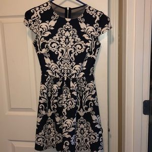 Dress-fit and flair